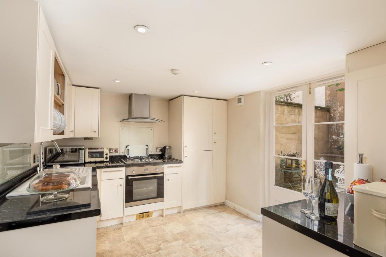 Abbey Mews In The Heart Of Bath, Bath Keys Apartment Екстериор снимка