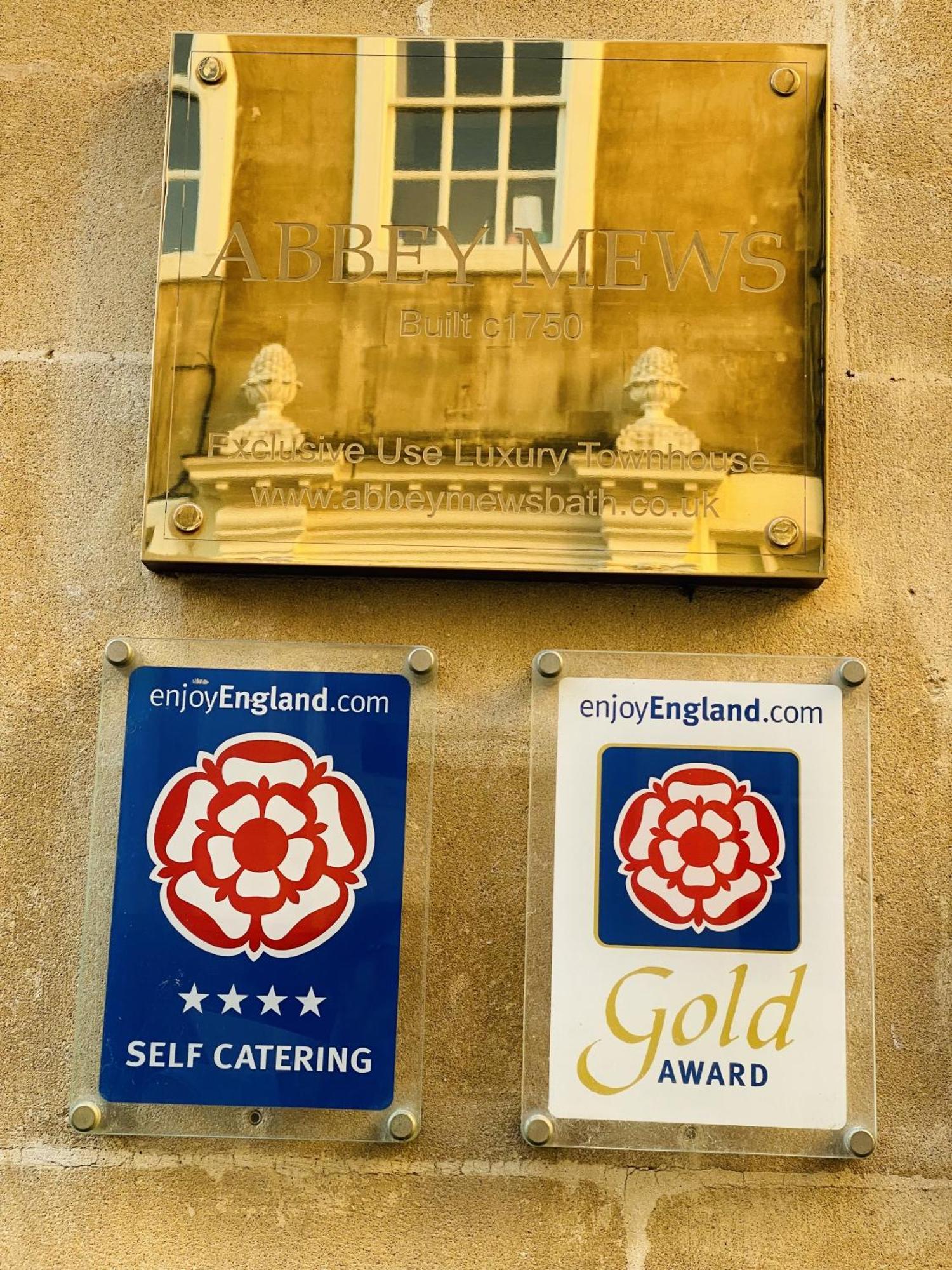 Abbey Mews In The Heart Of Bath, Bath Keys Apartment Стая снимка